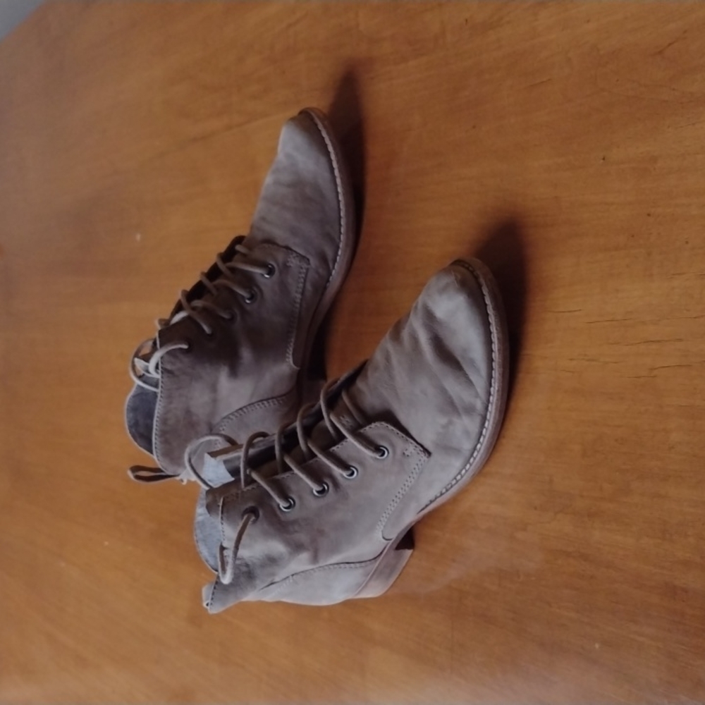 Women's Booties